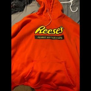 Reese’s hoodie size 3x used